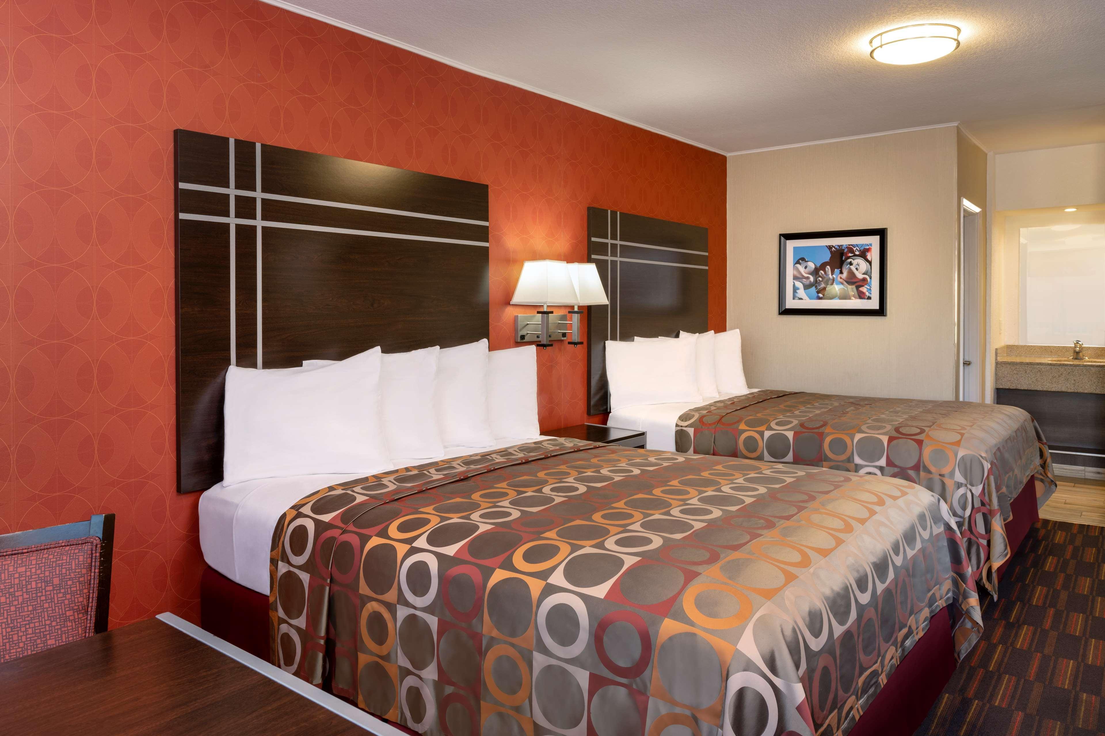 Best Western Plus Raffles Inn & Suites Anaheim Dış mekan fotoğraf