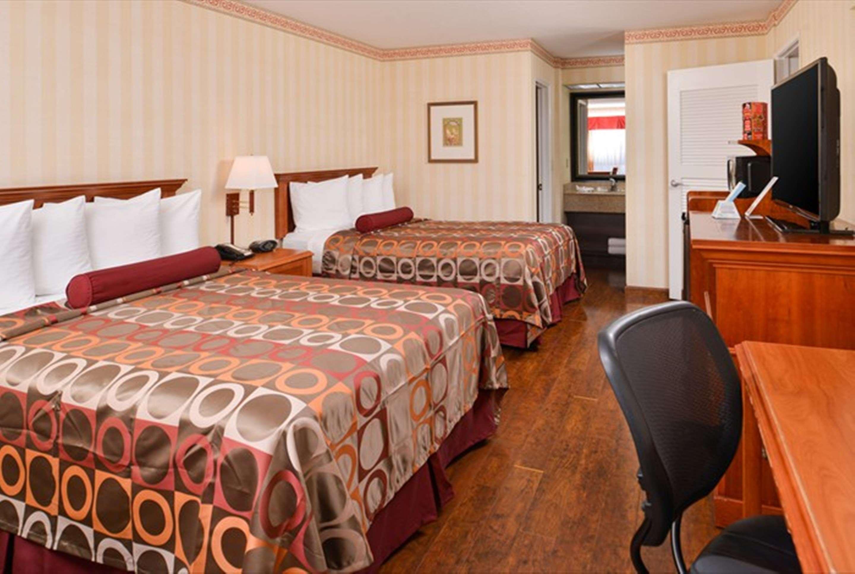 Best Western Plus Raffles Inn & Suites Anaheim Dış mekan fotoğraf