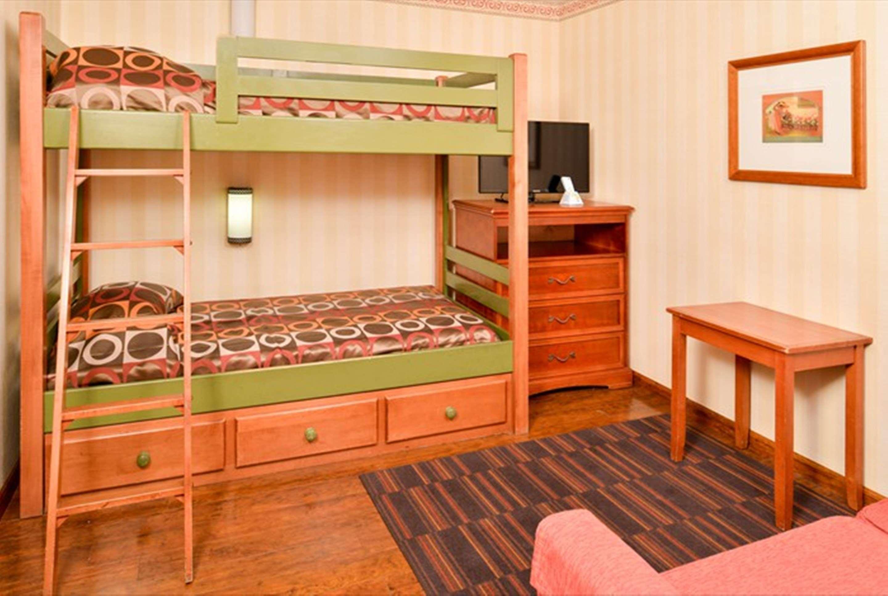 Best Western Plus Raffles Inn & Suites Anaheim Dış mekan fotoğraf