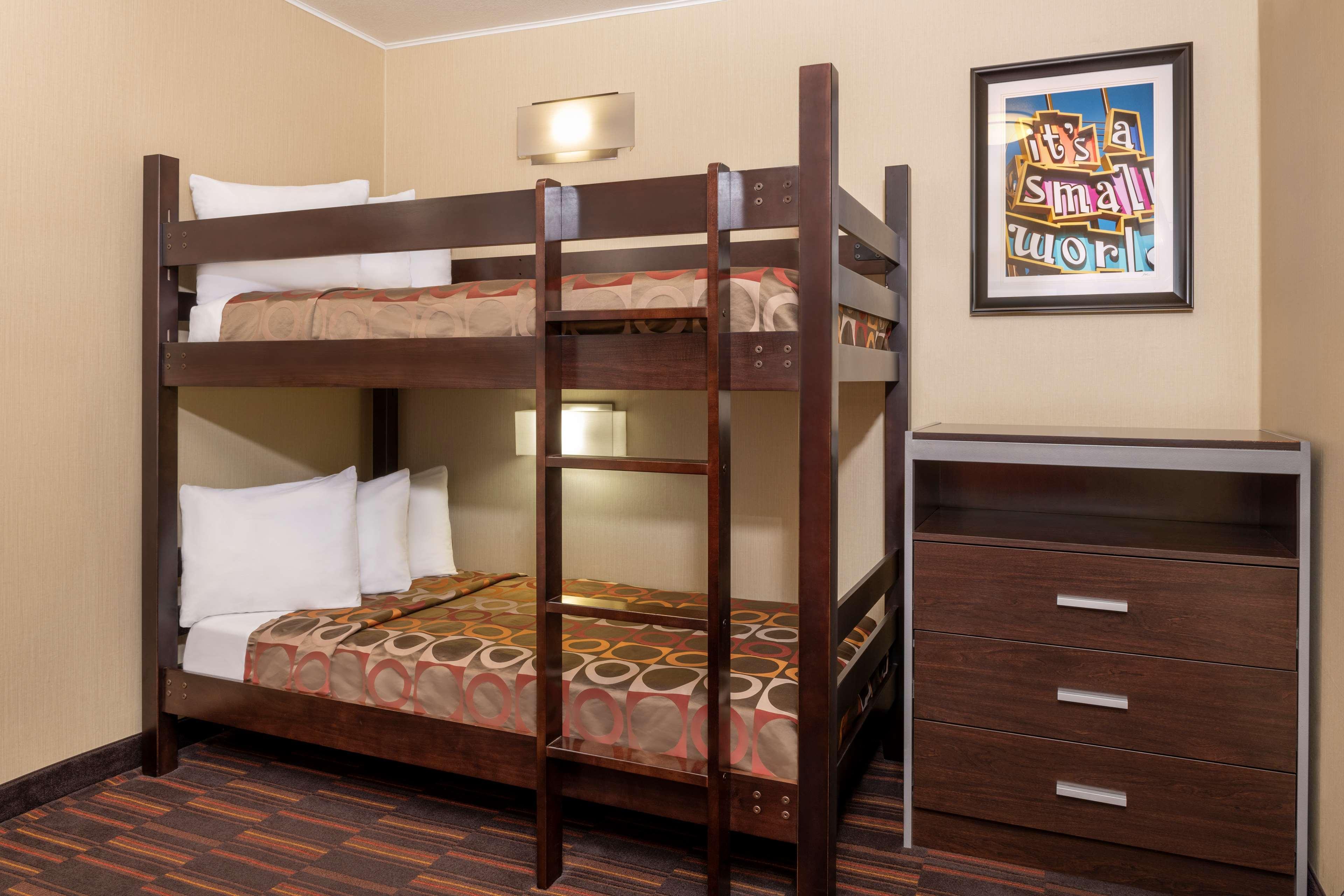 Best Western Plus Raffles Inn & Suites Anaheim Dış mekan fotoğraf