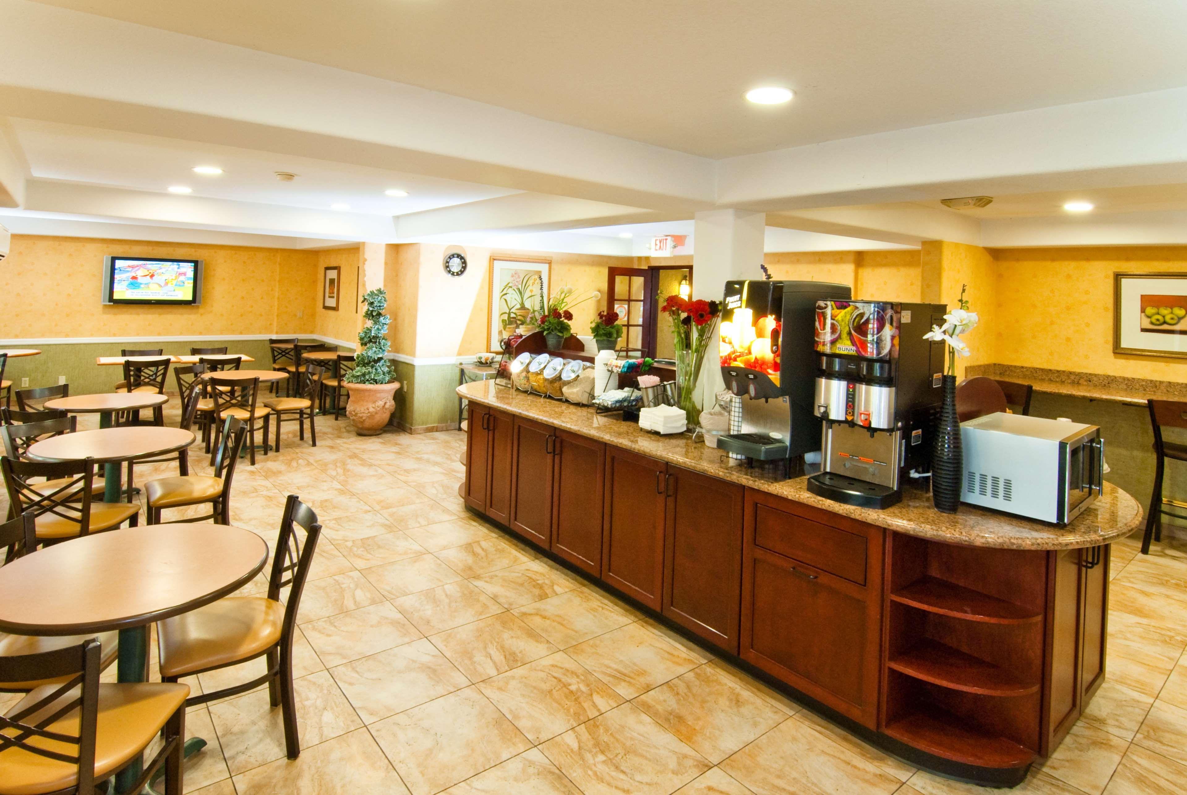 Best Western Plus Raffles Inn & Suites Anaheim Dış mekan fotoğraf