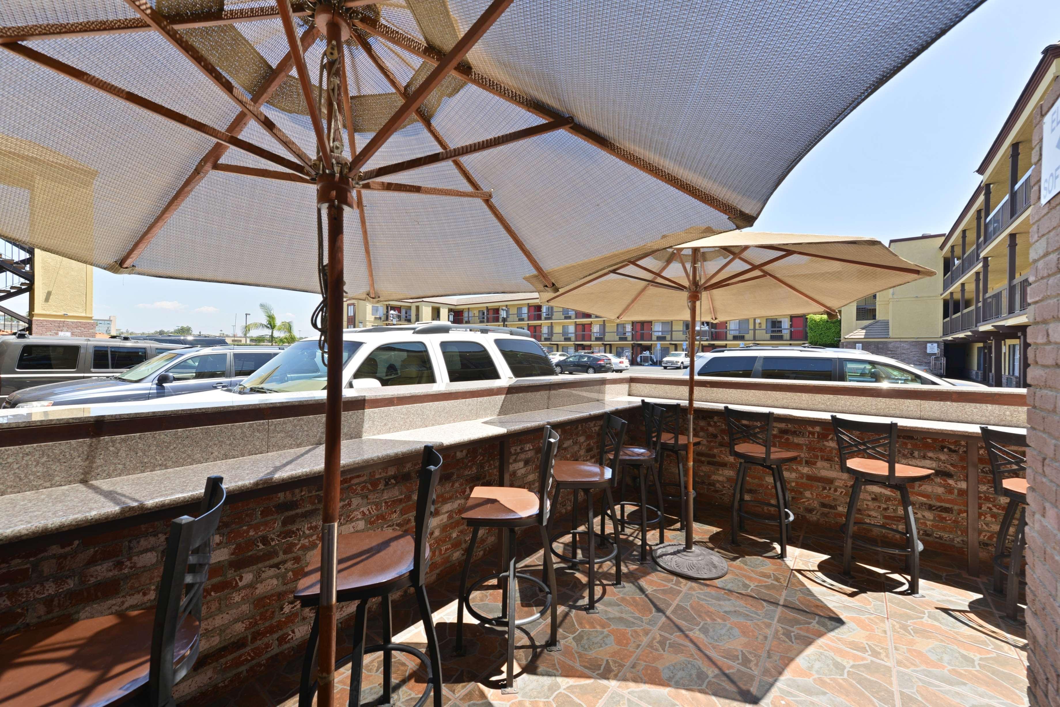 Best Western Plus Raffles Inn & Suites Anaheim Dış mekan fotoğraf