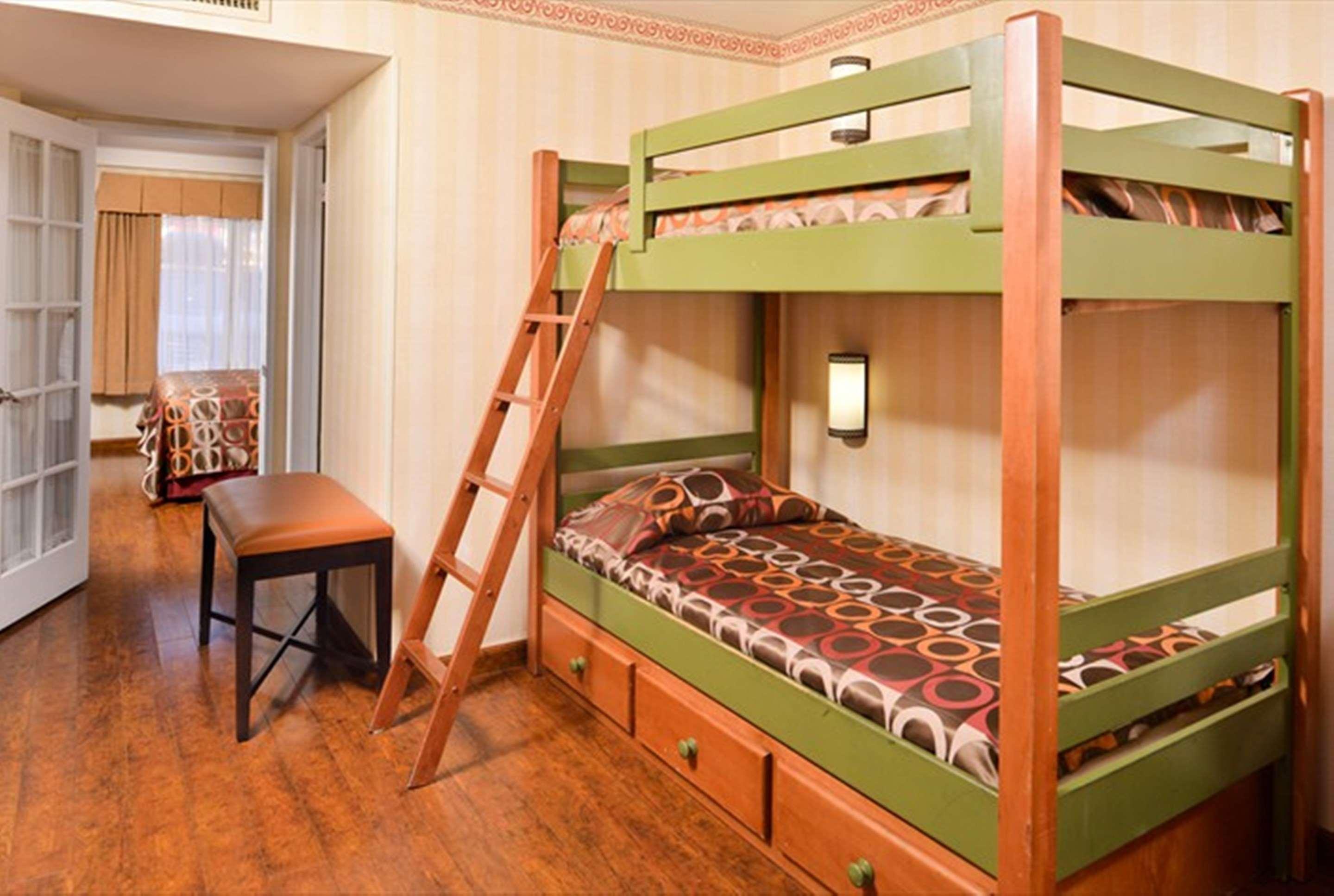 Best Western Plus Raffles Inn & Suites Anaheim Dış mekan fotoğraf