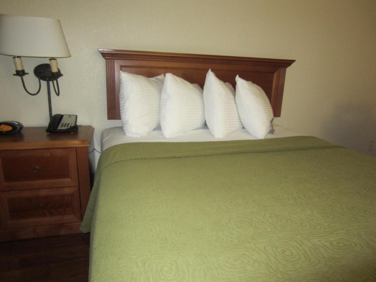 Best Western Plus Raffles Inn & Suites Anaheim Dış mekan fotoğraf