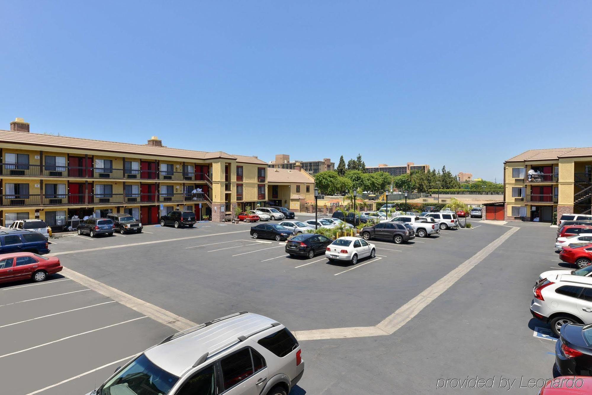 Best Western Plus Raffles Inn & Suites Anaheim Dış mekan fotoğraf